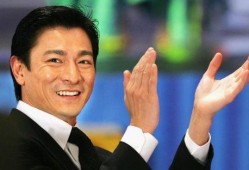 圈内人爆料刘德华,圈内人揭秘巨星背后的故事